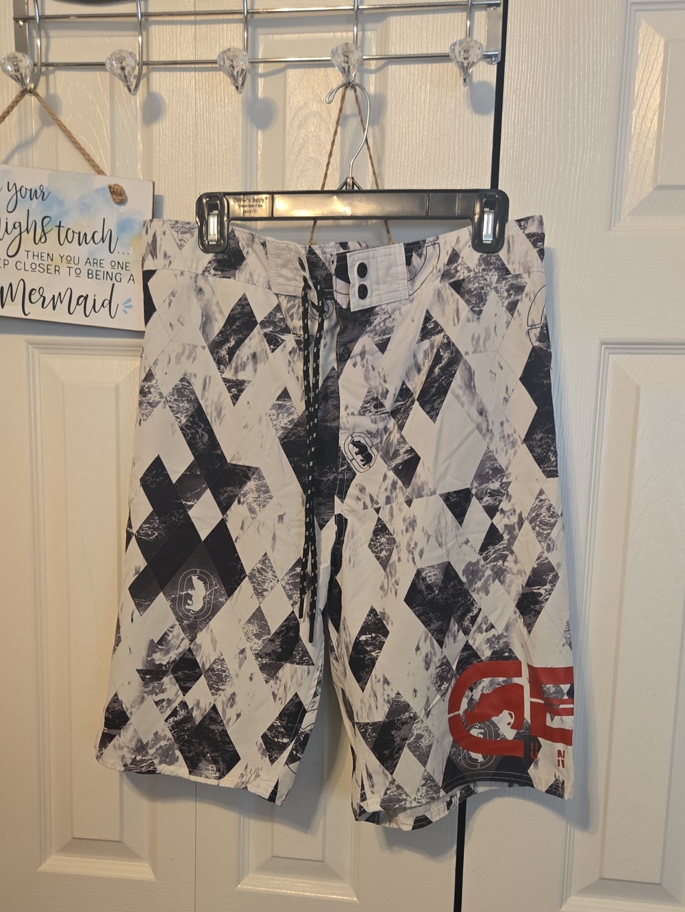 Ecko Unlimited Black & White Geometric Board Shorts with Red Logo
